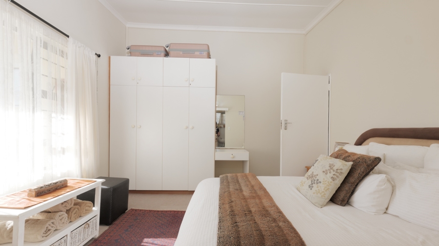 4 Bedroom Property for Sale in Struisbaai Western Cape